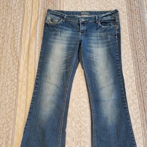 Vanity bootcut jeans